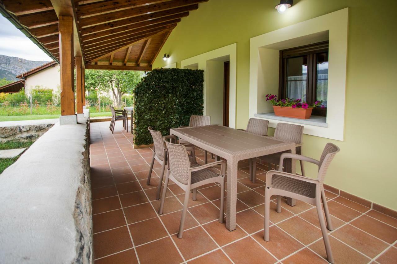 El Campo Mateo Apartamentos Cangas de Onis Luaran gambar