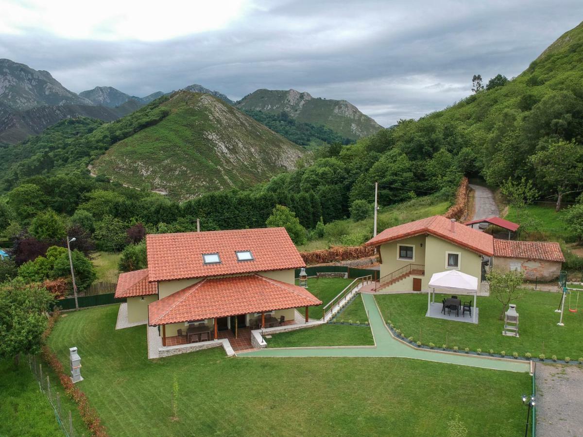 El Campo Mateo Apartamentos Cangas de Onis Luaran gambar