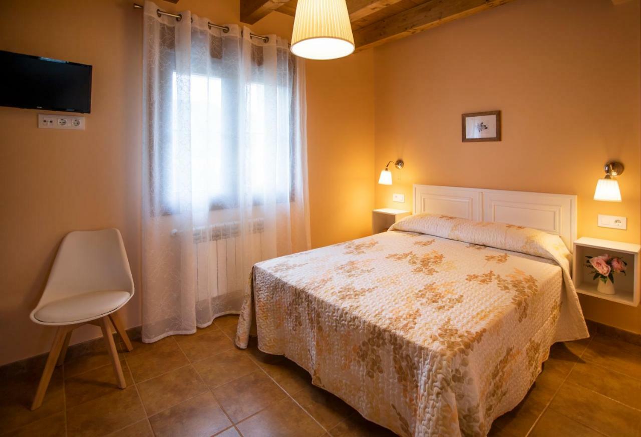El Campo Mateo Apartamentos Cangas de Onis Luaran gambar